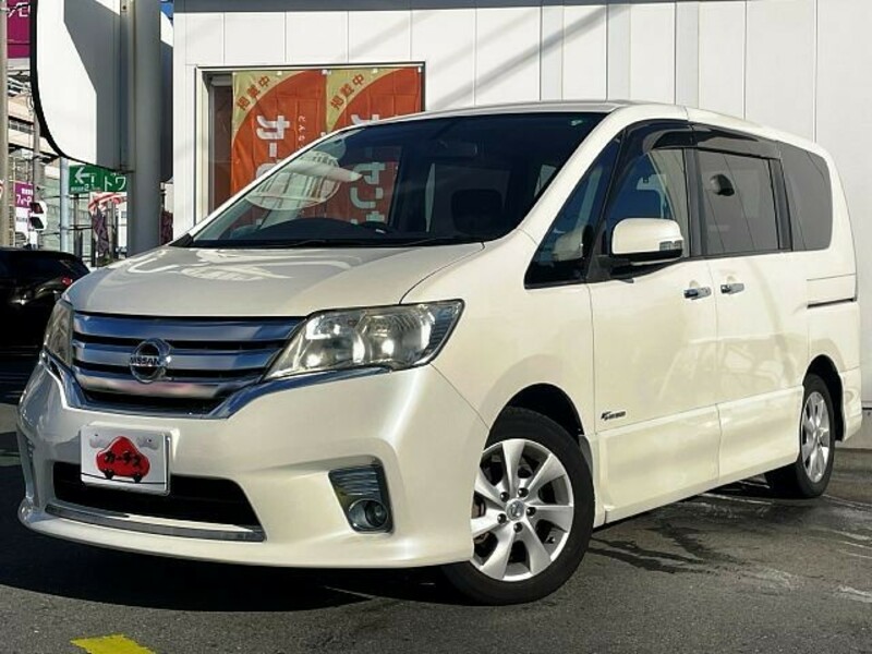 NISSAN SERENA