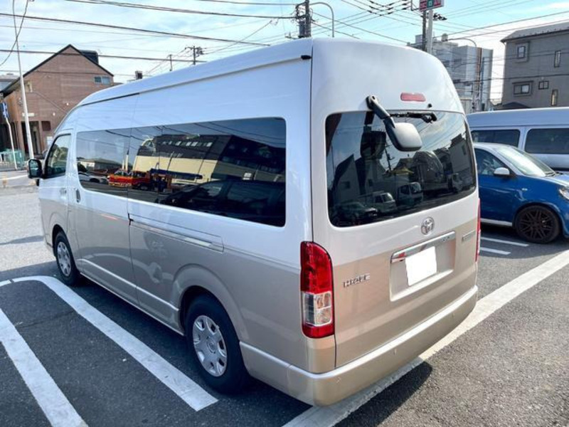 HIACE