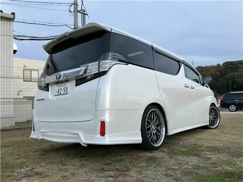 VELLFIRE