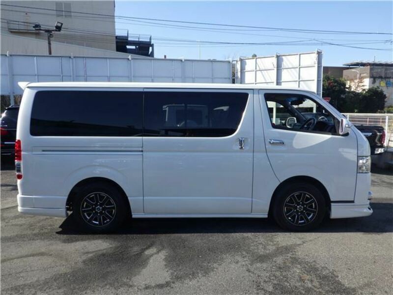 HIACE