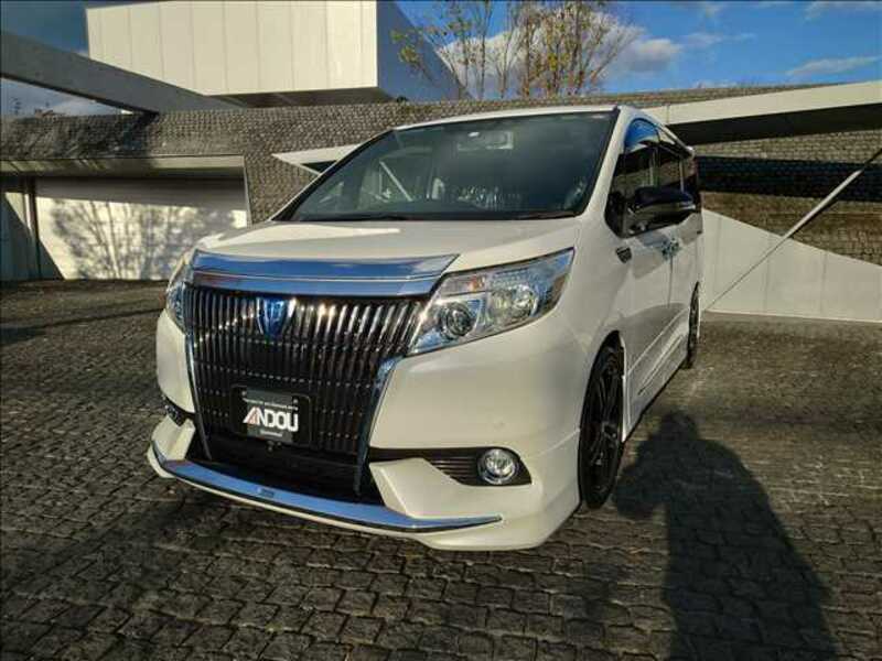 TOYOTA NOAH