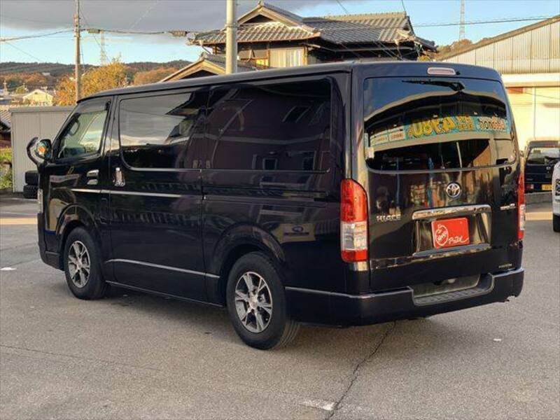 HIACE VAN