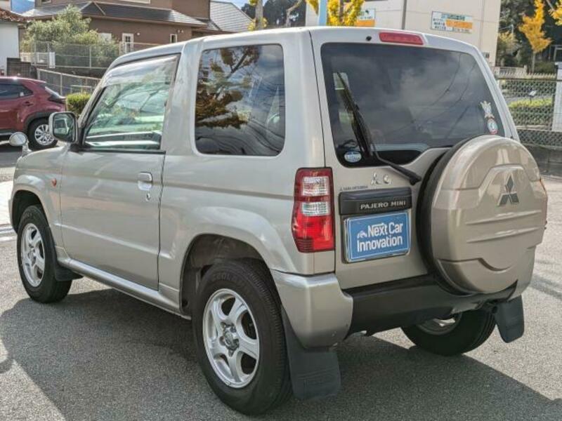 PAJERO MINI