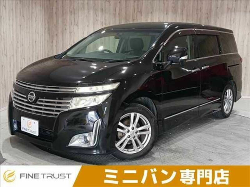 NISSAN ELGRAND