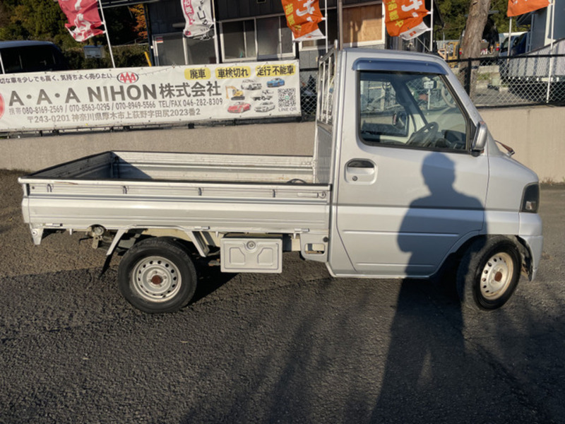 MINICAB TRUCK