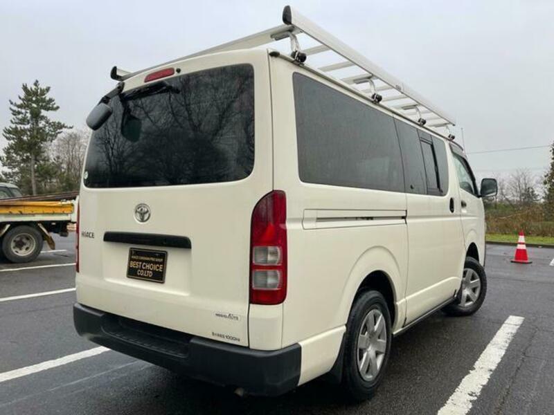 HIACE VAN