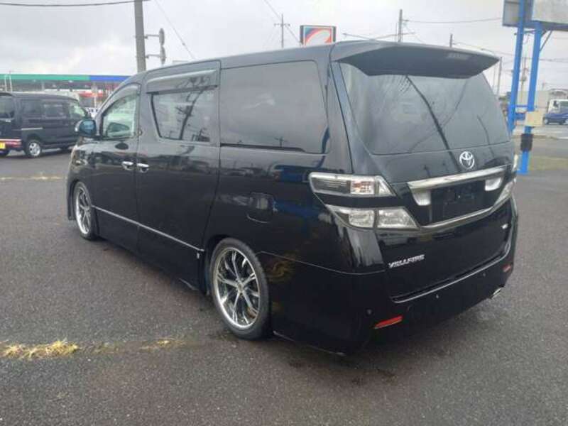 VELLFIRE