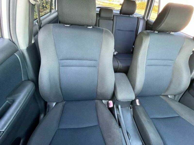 COROLLA FIELDER-24