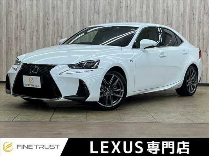 LEXUS IS