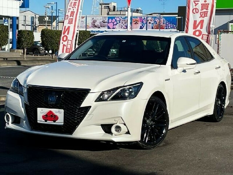 TOYOTA CROWN