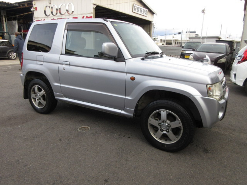 PAJERO MINI