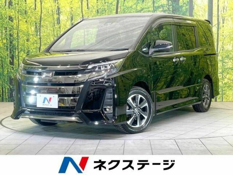 TOYOTA NOAH