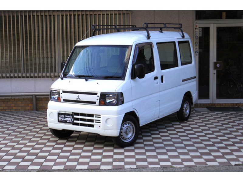 MITSUBISHI MINICAB VAN