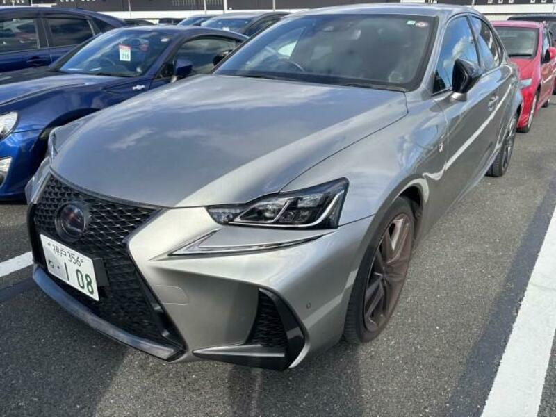 LEXUS IS