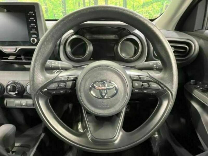 YARIS CROSS