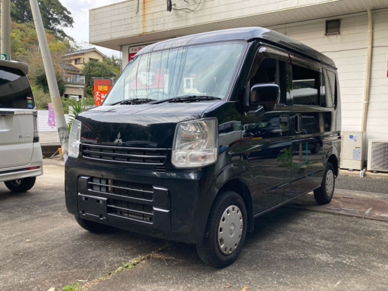 MITSUBISHI MINICAB VAN