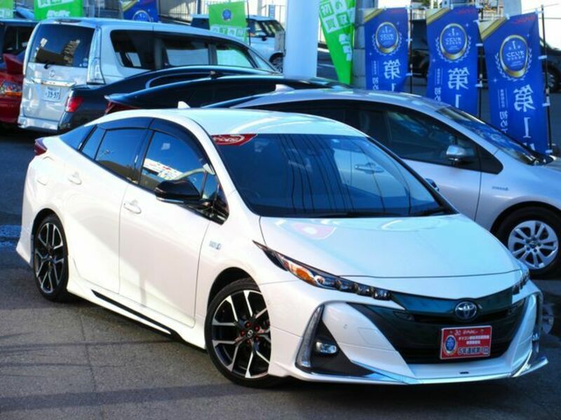 PRIUS PHV