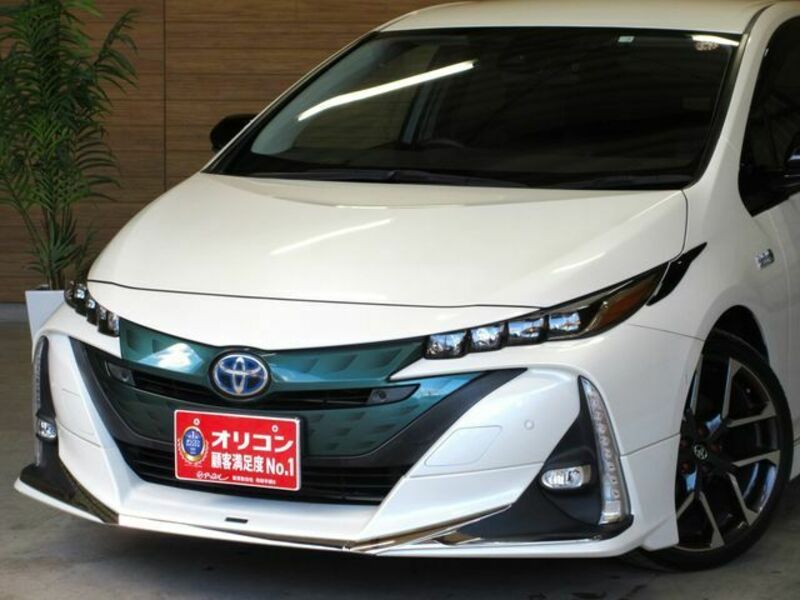 PRIUS PHV