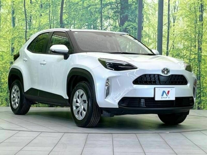 YARIS CROSS