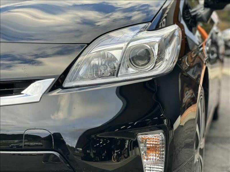 PRIUS-18