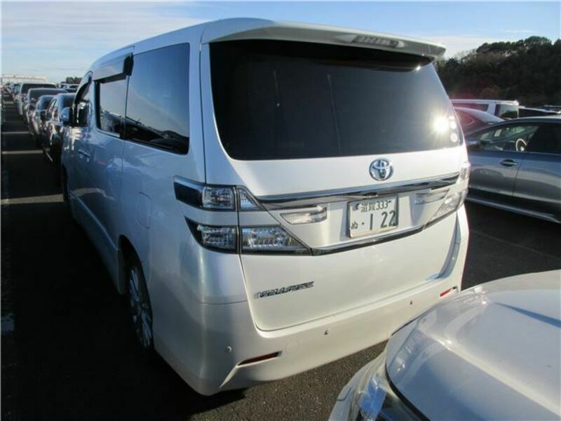 VELLFIRE