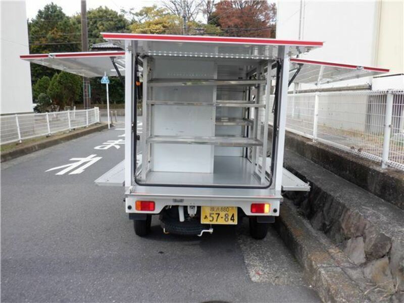 CARRY TRUCK