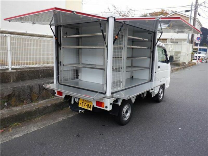 CARRY TRUCK