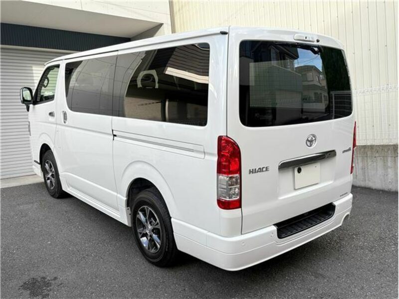 HIACE