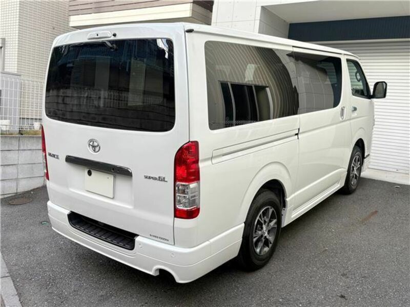 HIACE