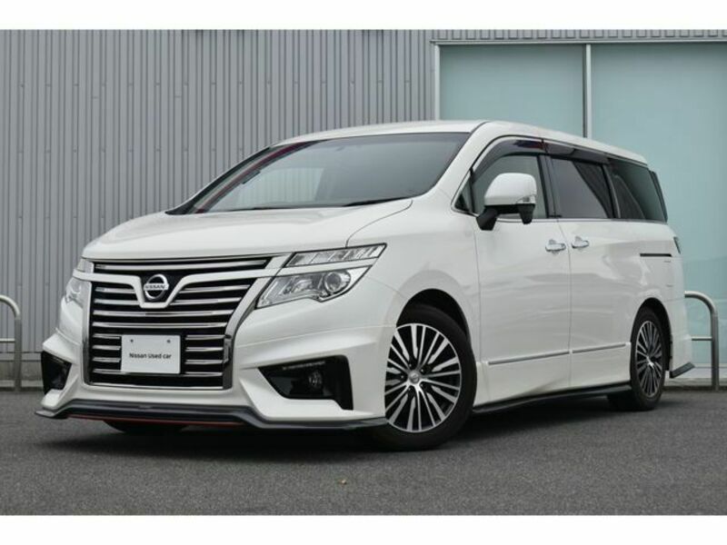 NISSAN ELGRAND