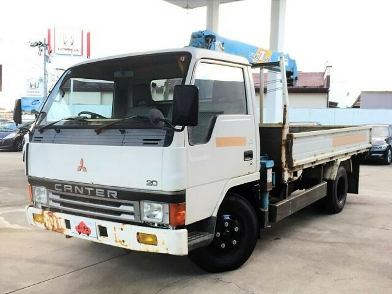 MITSUBISHI CANTER