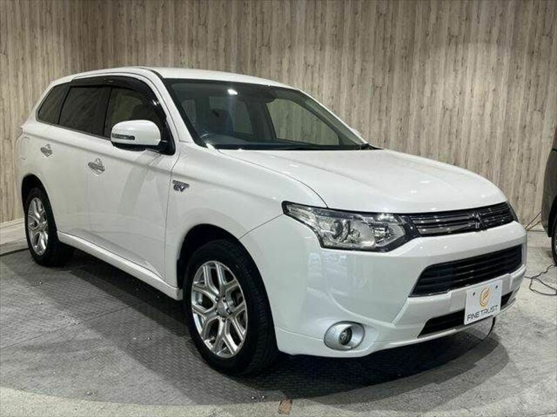 OUTLANDER PHEV