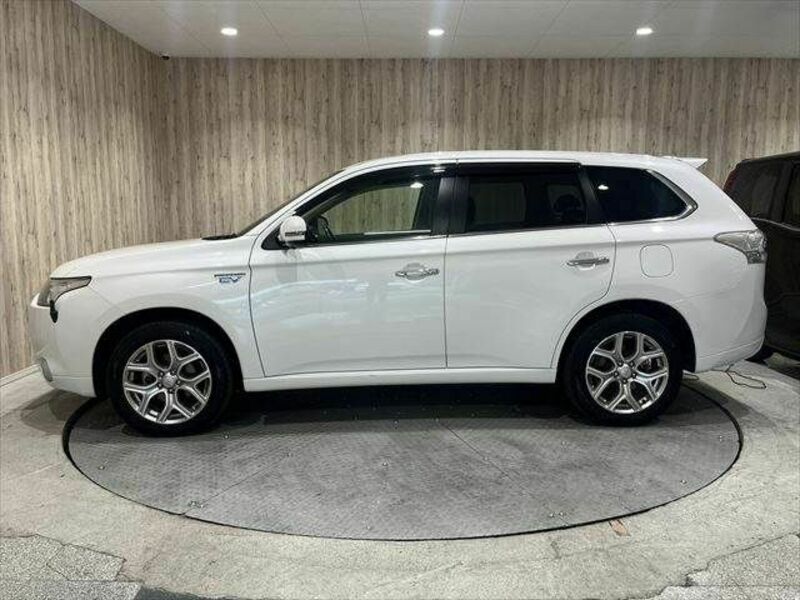 OUTLANDER PHEV