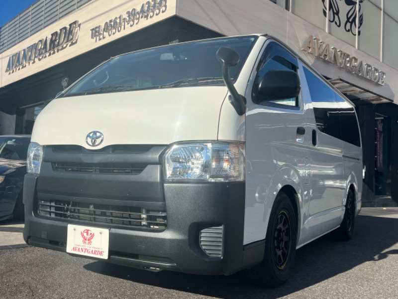 HIACE VAN