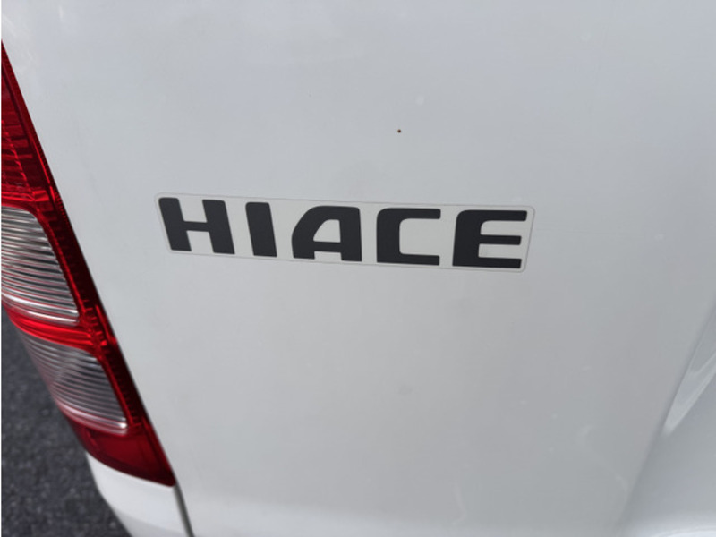 HIACE VAN