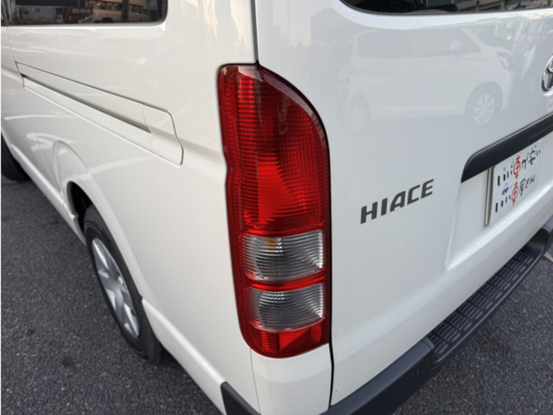 HIACE VAN