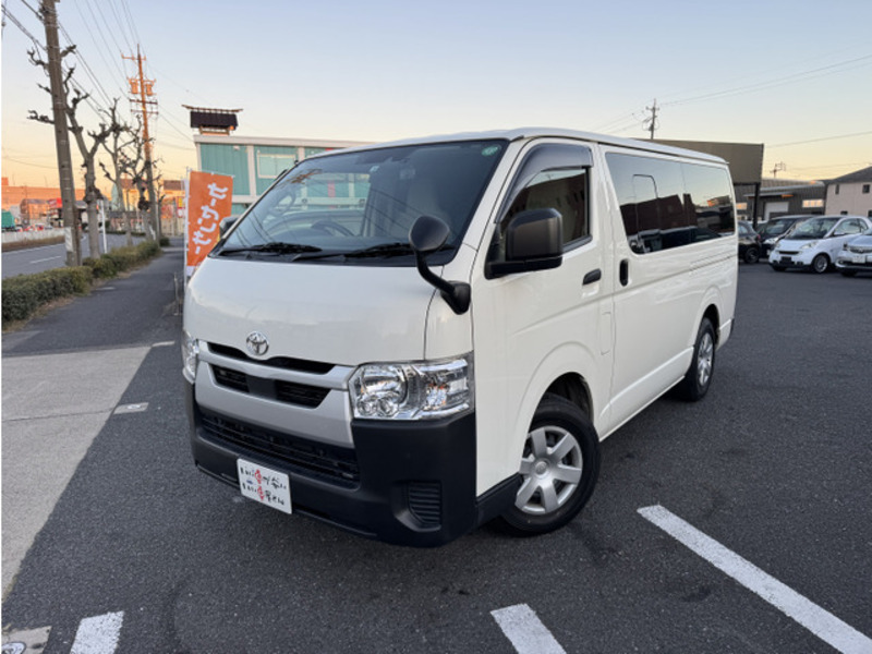 HIACE VAN