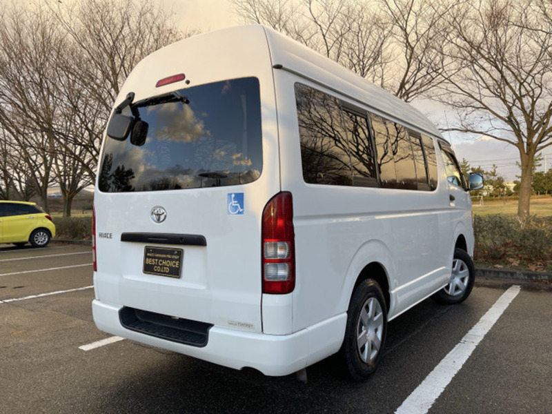 HIACE VAN