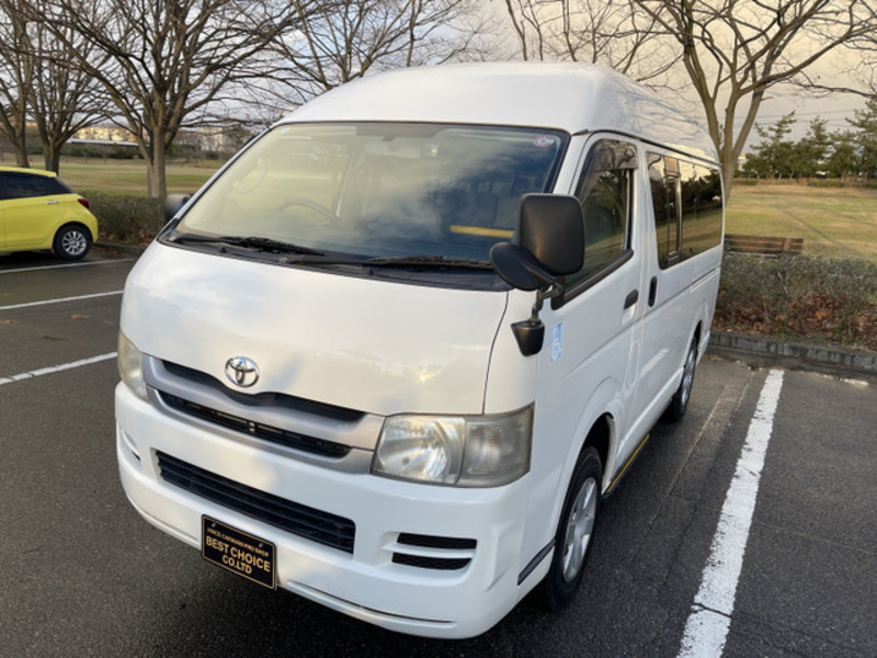 HIACE VAN