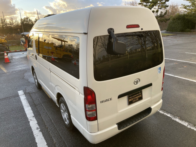 HIACE VAN