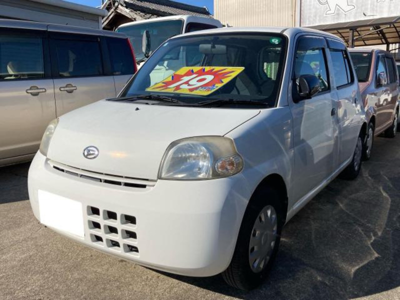 DAIHATSU ESSE