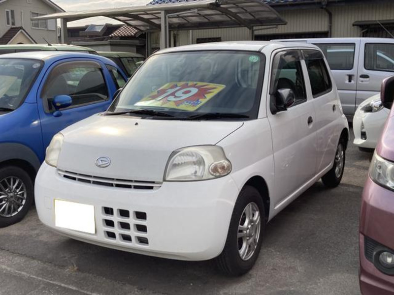 DAIHATSU ESSE