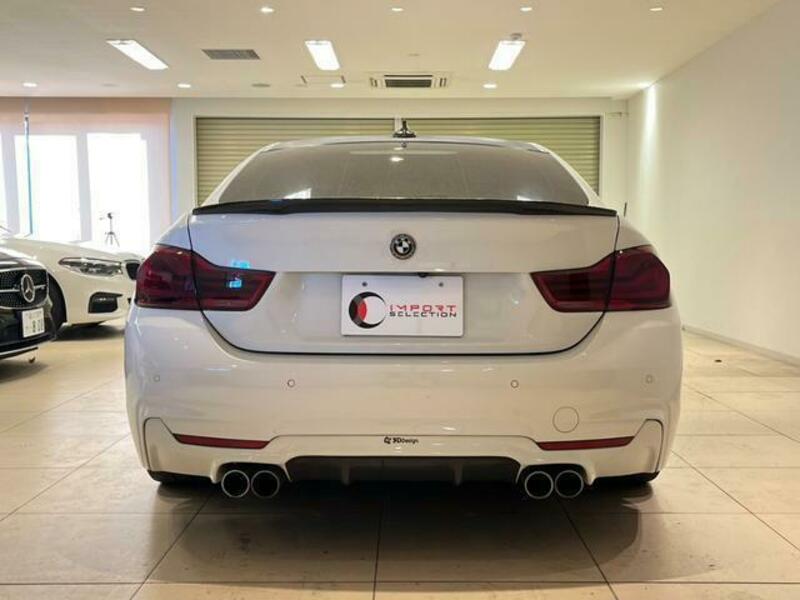 4 SERIES