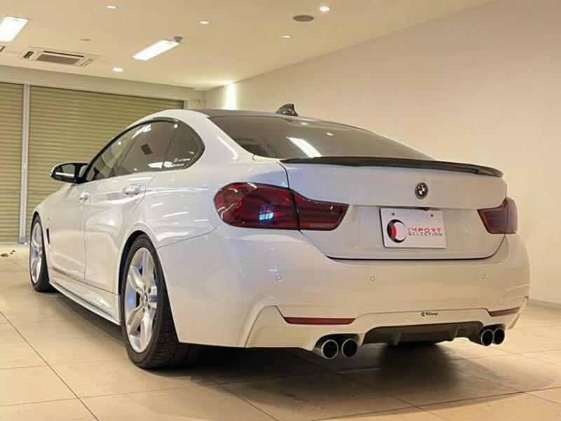 4 SERIES