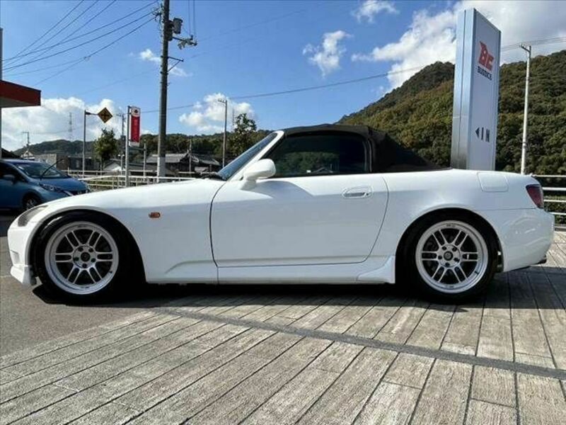 S2000