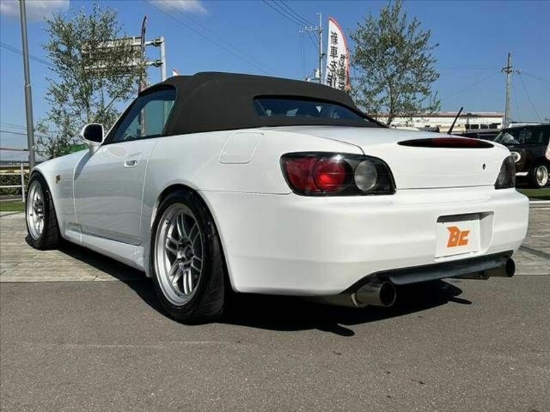 S2000