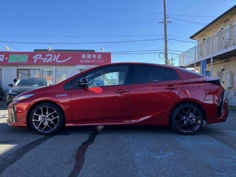 PRIUS PHV