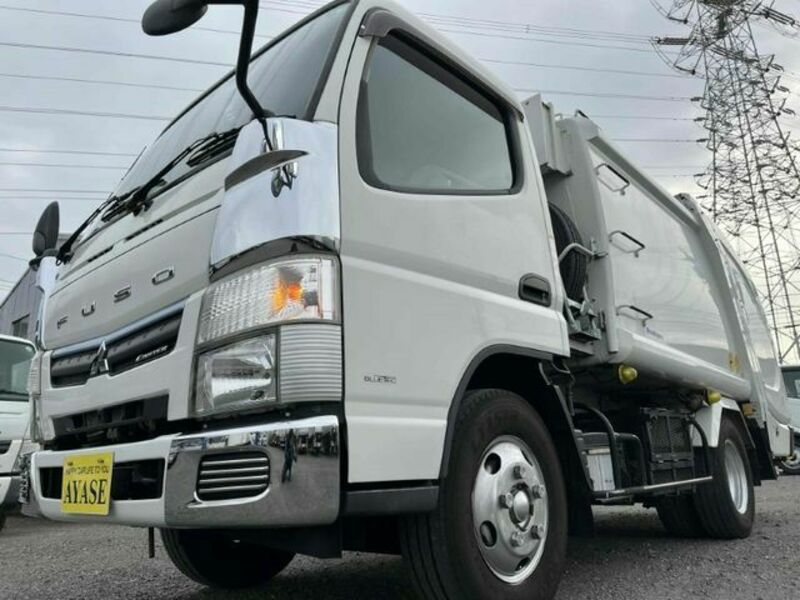 MITSUBISHI CANTER