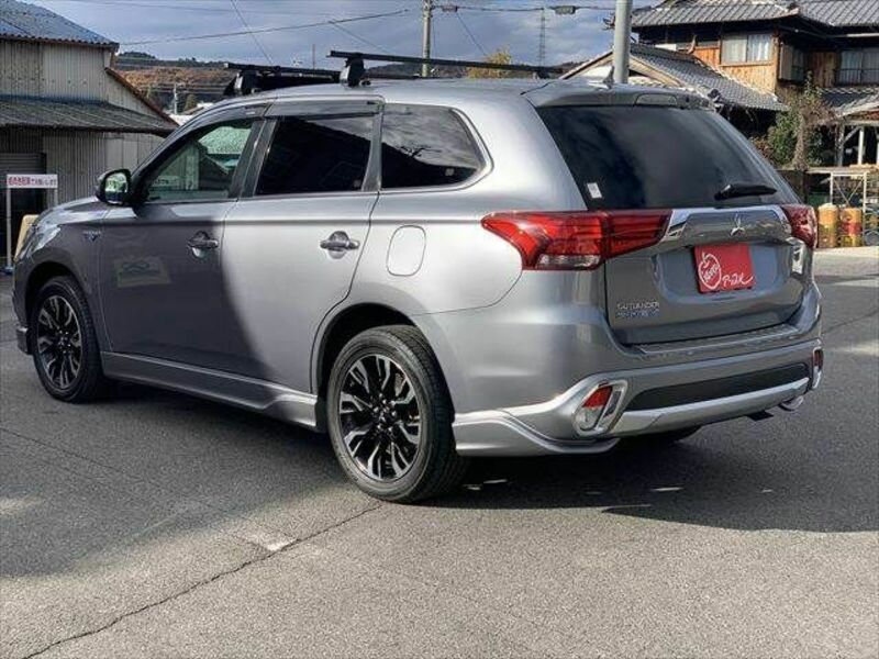 OUTLANDER PHEV