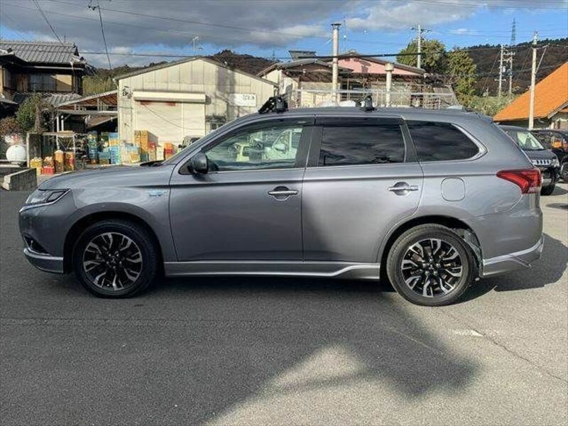 OUTLANDER PHEV